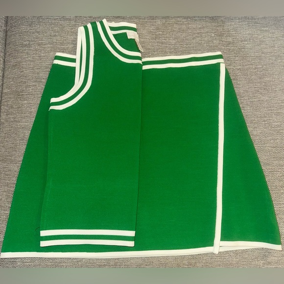 House of Harlow 1960 Knit Skirt Set in Green Size M NWT - Picture 3 of 5